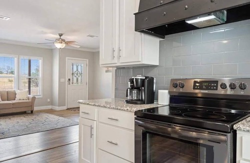 Hye House | Hye Life in the Hill Country!