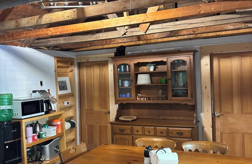 North Frontenac Cabin | Hygge Hideaway on Lake Kashwakamak