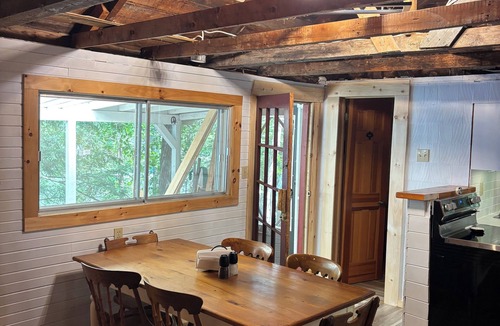 North Frontenac Cabin | Hygge Hideaway on Lake Kashwakamak