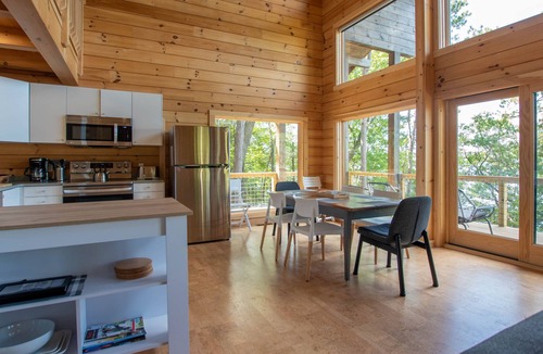Valois House | Hygge on Seneca: "Relaxing Seneca Lake Getaway!"