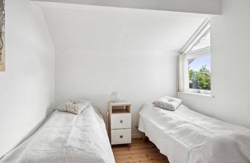 Handrup Strand House | Hyggeligt Ældre Hus Tæt På Ebeltoft