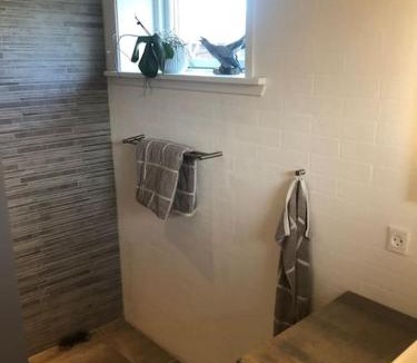Aalbaek Villa | hyggeligt byhus tæt ved skov og togstation
