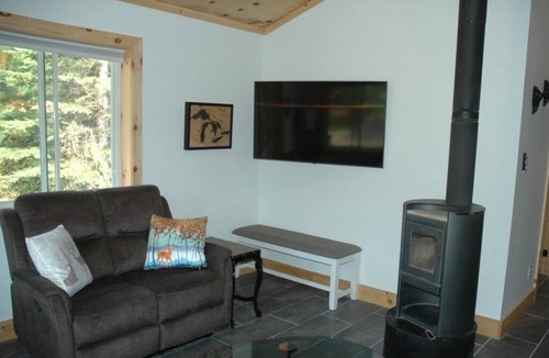 Searchmont Cabin | Hyggeligt Hus getaway