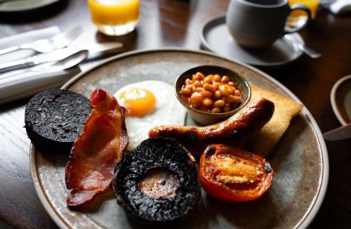 Charingworth House | Hyll Hotel