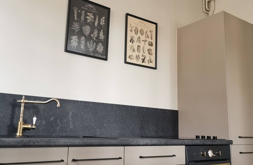 Le Bon Sauveur Apartment | HYPER CENTER ABBAYE AUX HOMMES BRIGHT AND CHARMING