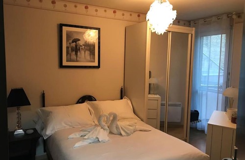 Cote Ouest Ormeaux Apartment | Hyper centre - Balcon/Parking