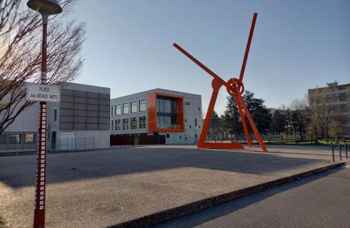 Faubourg Saint-Jacques Apartment | Hyper Centre de Valence - Studio N22