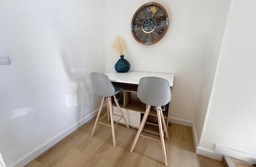 Tarbes Apartment | Hyper Centre Tarbes, appartement design, fibre, bureau dédié, arrivée autonome