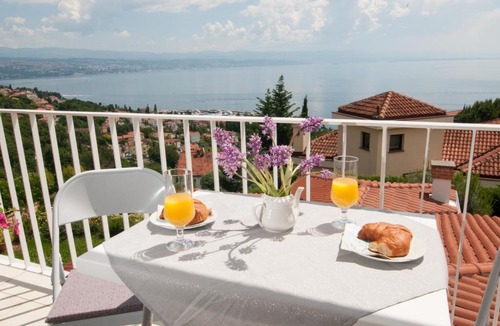 Poljane Apartment | Ičići Bellevue