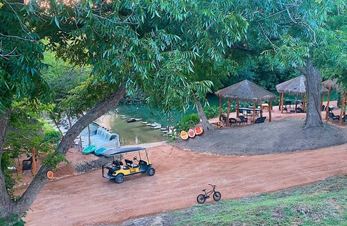 Sutherland Springs House | #I Son's Rio Cibolo - Glamping Cabin