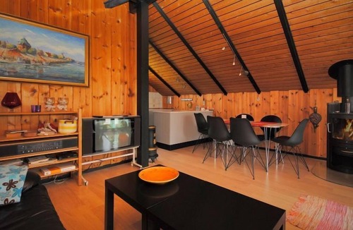 Vinderup House | "Iana" - 100m to the inlet by Interhome