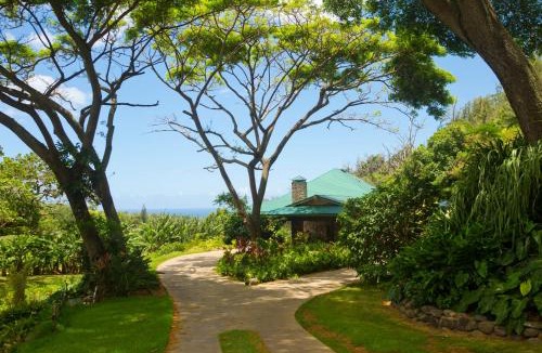 Wailuku Heights Bed & Breakfast | Iao Valley Inn