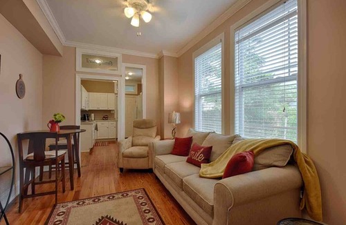Tulane - Gravier House | Iberville Granduer II