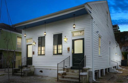 Tulane - Gravier House | Iberville Quarters