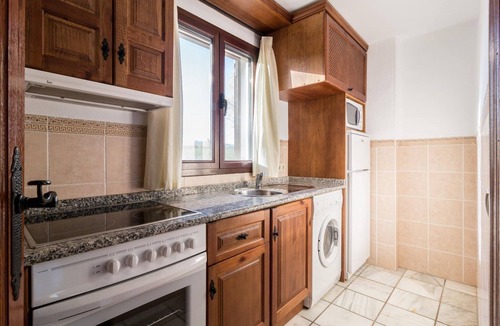 Pozo Alcon House | Ibipozo Home for 6 near Bolera Reservoir