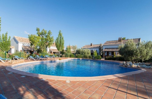 Pozo Alcon House | Ibipozo Home for 6 near Bolera Reservoir
