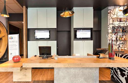 Agen Hotel | Ibis Agen Centre - Rénové en 2026