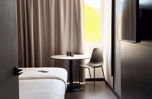 Centre Ville d'Ales Hotel | ibis Ales Centre Ville Hotel