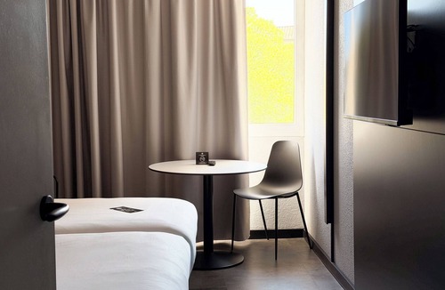 Centre Ville d'Ales Hotel | ibis Ales Centre Ville Hotel