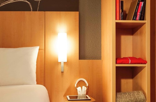 Downtown Angers Hotel | ibis Angers Centre Château