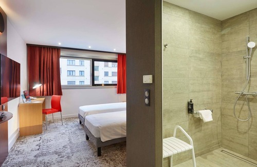 Ambilly Hotel | ibis Annemasse