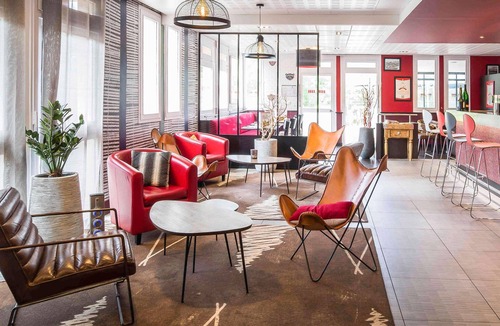 Valbonne Hotel | ibis Antibes Sophia Antipolis