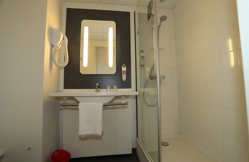 Aurillac Hotel | ibis Aurillac