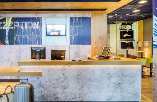 Saint-Georges-de-Grehaigne Hotel | Ibis Budget Pontorson Baie Du Mont Saint Michel