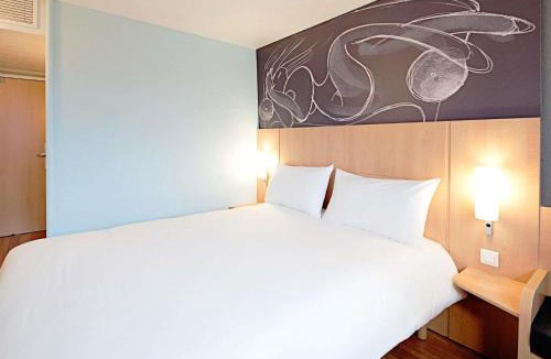 Porta Hotel | Ibis Barcelona Meridiana