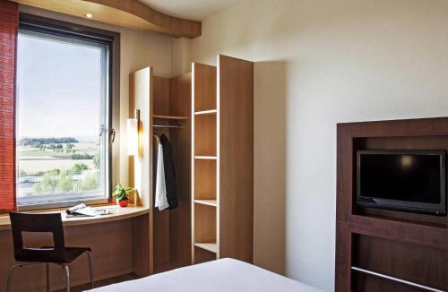 Mollet del Valles Hotel | Ibis Barcelona Mollet