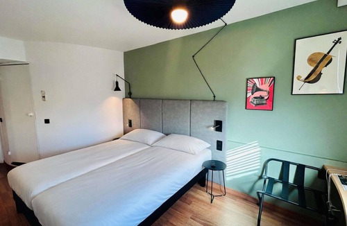 Beauvais Hotel | ibis Beauvais Aeroport
