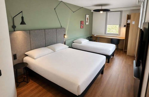 Beauvais Hotel | ibis Beauvais Aeroport