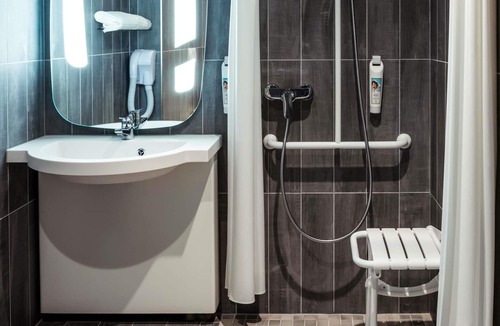Bourg-en-Bresse Hotel | ibis Bourg En Bresse