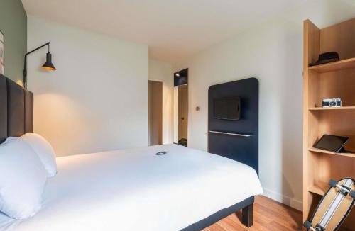 Jasseron Hotel | ibis Bourg Jasseron/Teyssonge