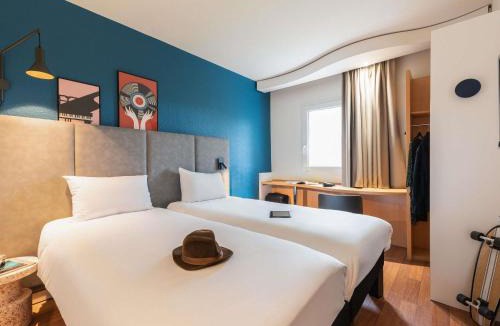 Jasseron Hotel | ibis Bourg Jasseron/Teyssonge