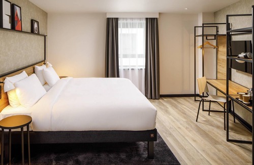 Bourgoin-Jallieu Hotel | Ibis Bourgoin Jallieu Medipole
