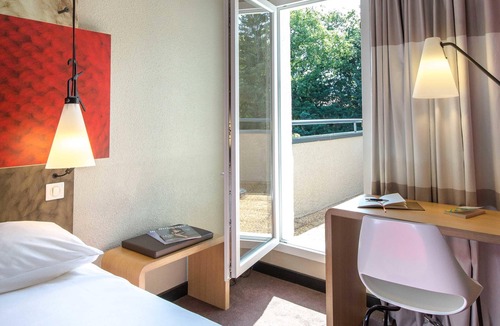 Brignoles Hotel | ibis Brignoles