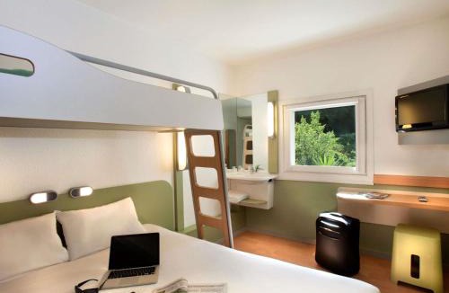 Vallauris Hotel | ibis budget Antibes Sophia Antipolis