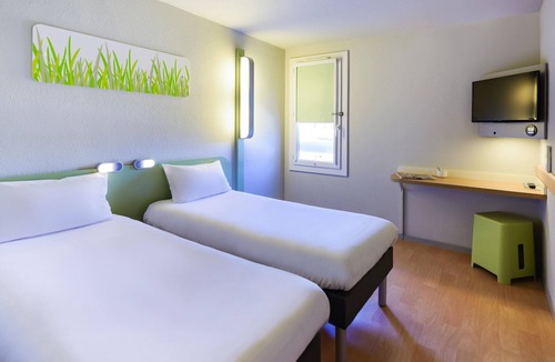 Bollene Hotel | ibis budget Bollène