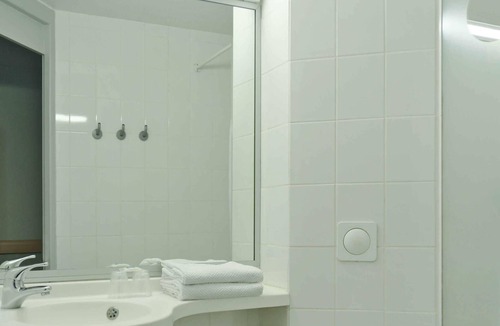 Bollene Hotel | ibis budget Bollène