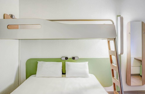 Saint-Contest Hotel | ibis budget Caen Nord Mémorial