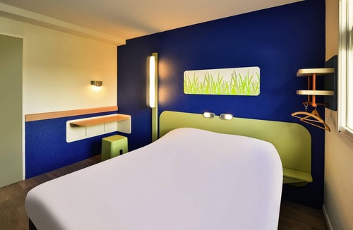 Chambery Hotel | ibis budget Chambéry Centre Ville