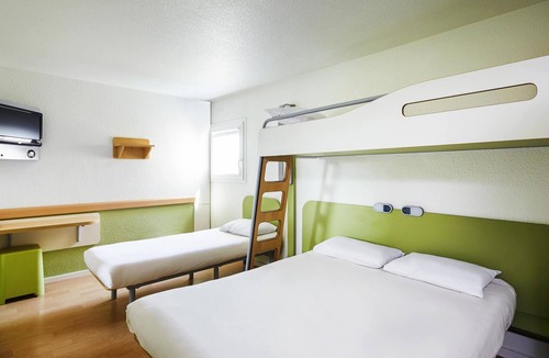 Chartres Hotel | ibis budget Chartres
