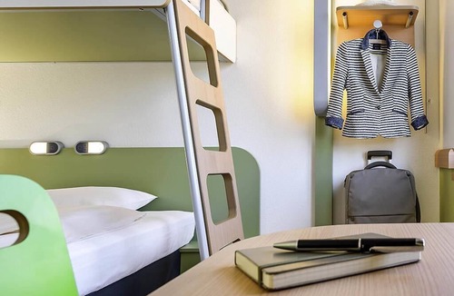 Chatellerault Hotel | Ibis Budget Chatellerault