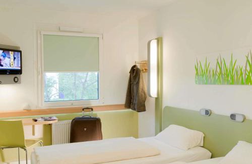 Noyon Hotel | ibis budget Compiègne Noyon