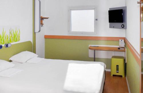 Flers Hotel | ibis budget Flers Grands Champs