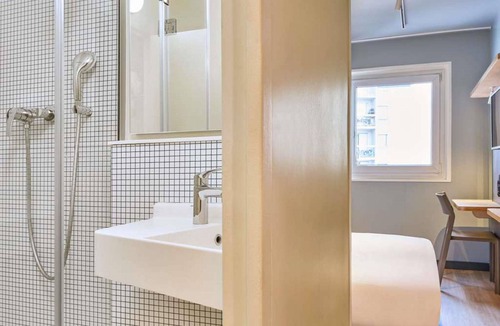 Chasseneuil-du-Poitou Hotel | Ibis Budget Poitiers Nord Futuroscope