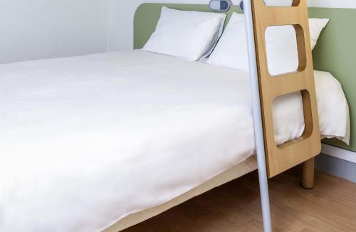 Herouville-Saint-Clair Hotel | ibis budget Caen Hérouville