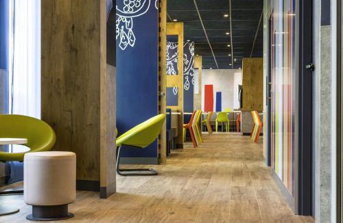 Montigny-le-Bretonneux Hotel | ibis budget Saint Quentin Yvelines - Vélodrome