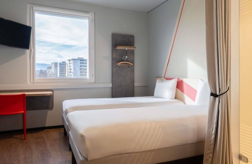 Lancy Hotel | ibis budget Geneve Petit Lancy